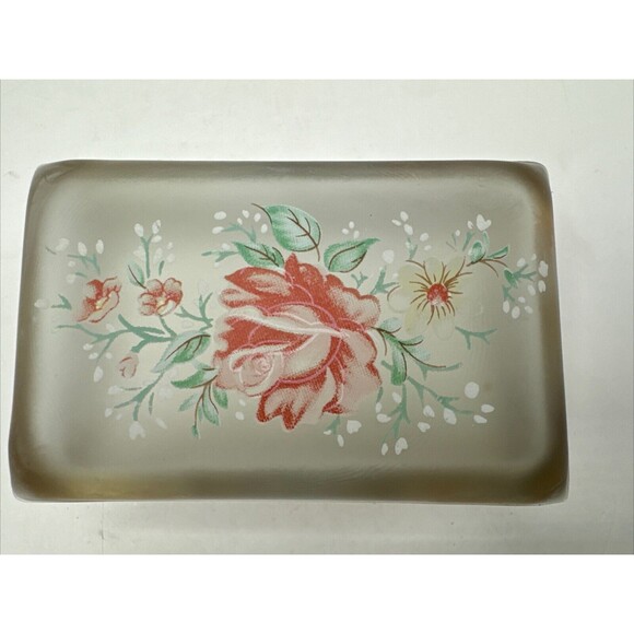 Trinket Box with Hinged Lid Brass Frosted White Hand Painted Floral Roses - Picture 9 of 9